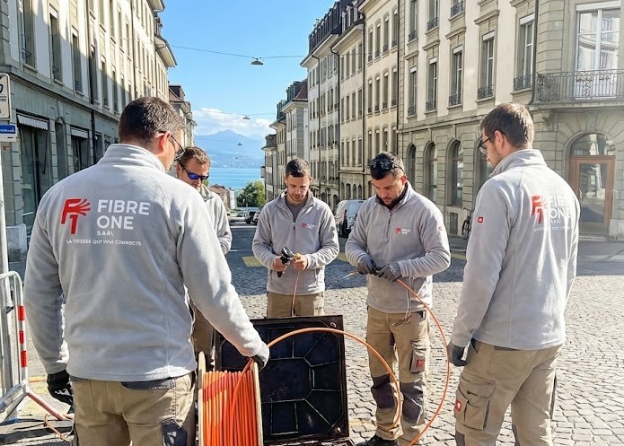 Glasfaser-Techniker vor Ort
